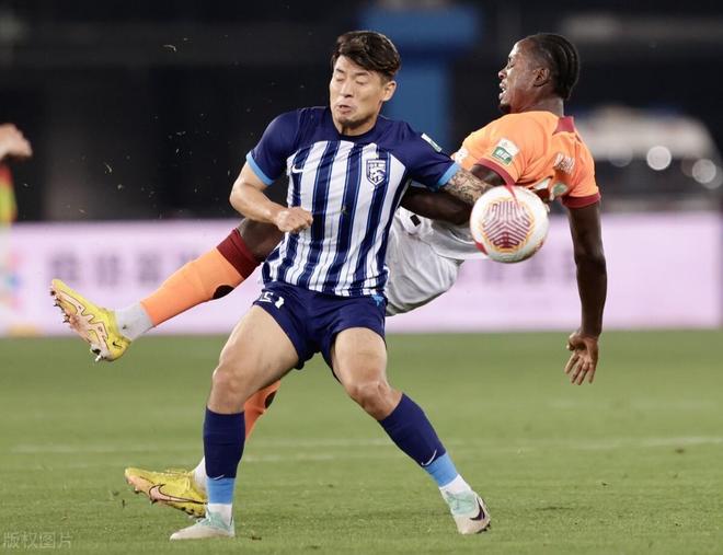 包含罗马斗志十足，力保欧洲赛区资格的词条